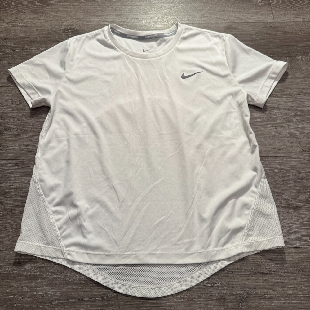 Nike Running Shirt Womens M White Solid Knit Breathable Dri-FIT AJ8121-100 Tee